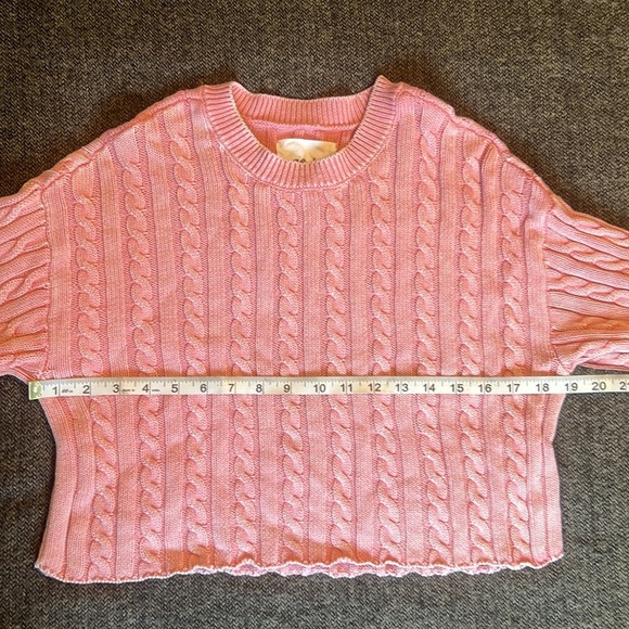 Aerie Chunky Cable Knit Cropped Pink Sweaterter sz M - Picture 5 of 8